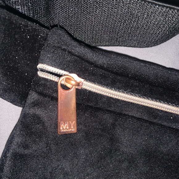 MYTAGALONGS BLACK VELVET WAIST PACK - Picture 2 of 4